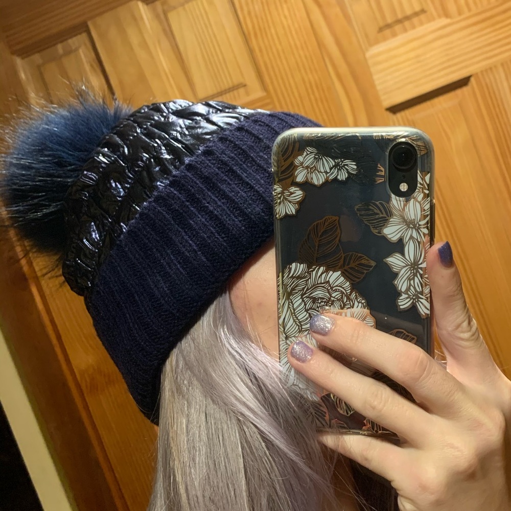 Cute winter hat!